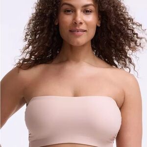 NWT Torrid Unlined Smooth Bandeau Fits Like 00